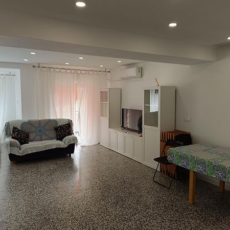 Flor De Loto Apartment Гандия Екстериор снимка