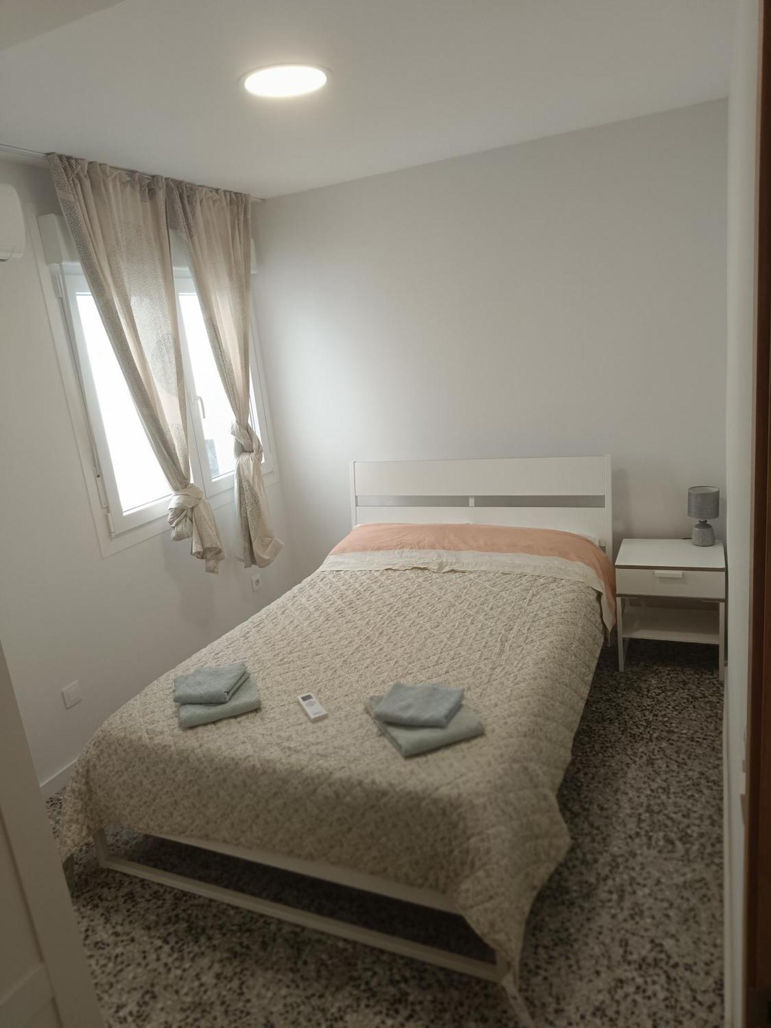 Flor De Loto Apartment Гандия Екстериор снимка